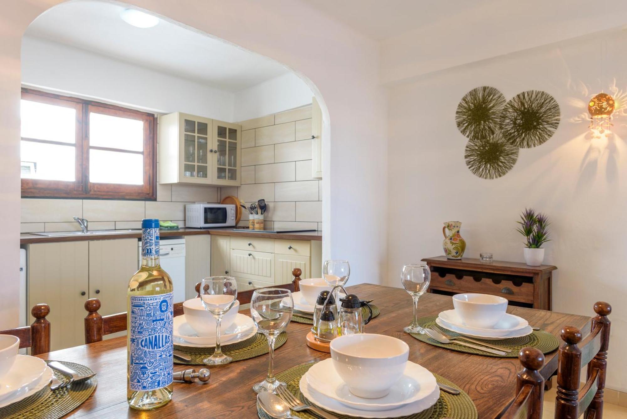 Port Perfection: Your Dream Apartment By The Beach Xabia Bagian luar foto